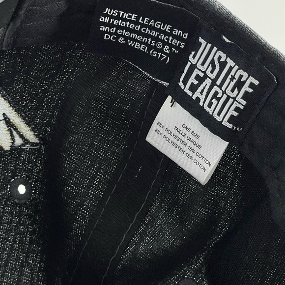 DC Comics Justice League Aquaman Embroidered Logo Black Snapback Hat Cap Adult - Picture 7 of 8